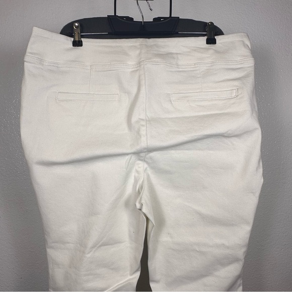 DG2 Women's White Boot Cut Pants Size 20W - Picture 3 of 6